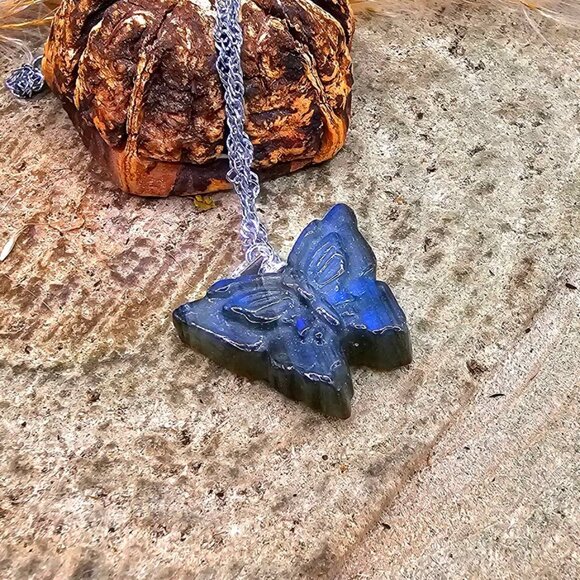 Nature Labradorite Flashy Butterfly Pendant Necklace - Picture 6 of 10